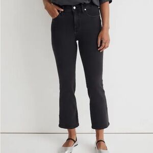 Madewell Curvy Kick Out Crop Jean Black Size 30 Tall